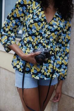 Blue Floral Chiffon Peplum Top -Deals Clothifyr Store 00100034692 ZS