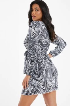 Black Plisse Swirl Wrap Dress -Deals Clothifyr Store 00100036323 XB