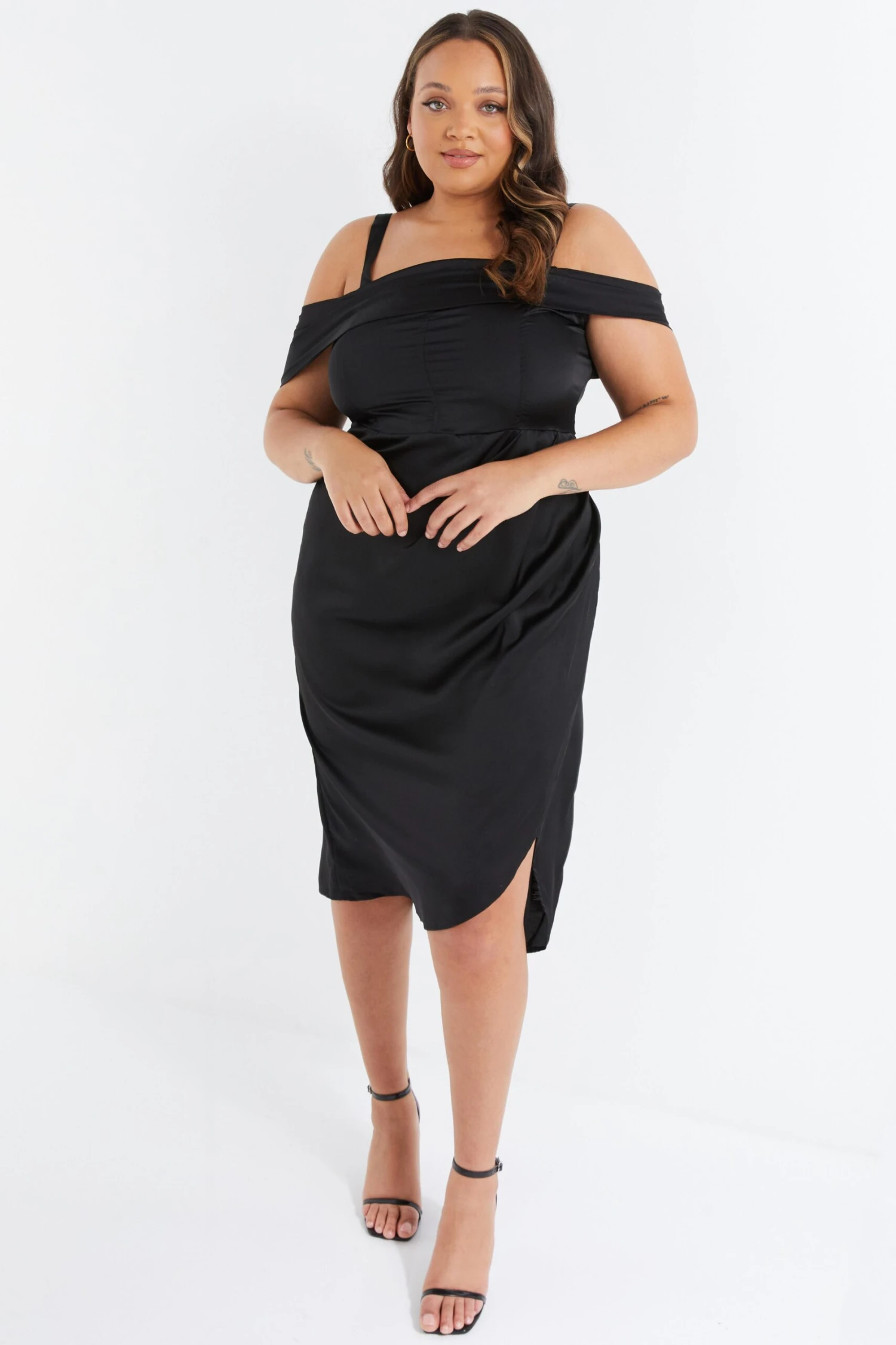 Curve Black Satin Ruched Midi Dress 4 Curve Black Satin Ruched Midi Dress - Image 2