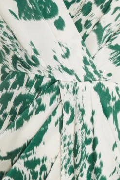 Curve Green Animal Print Ruched Midi Dress -Deals Clothifyr Store 00100037107 ZS