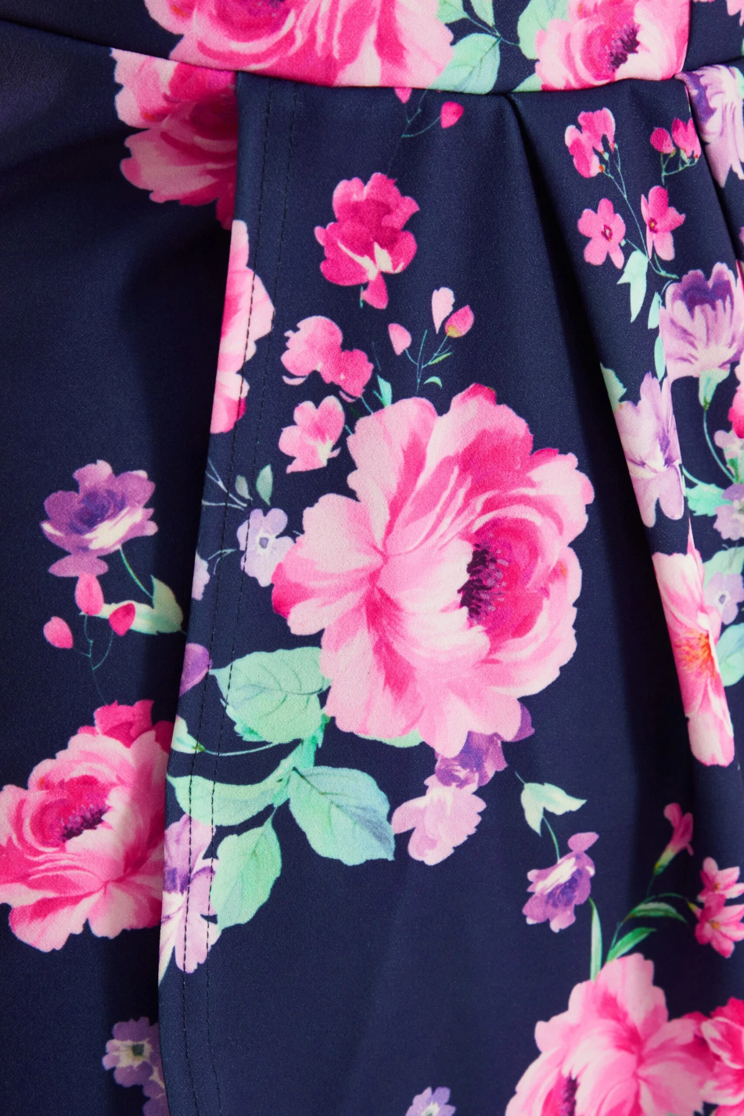 Curve Navy Floral Halter Neck Midi Dress 8 Curve Navy Floral Halter Neck Midi Dress - Image 6