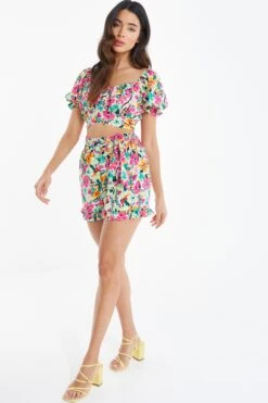 Multicoloured Floral Tie Back Crop Top 11 Multicoloured Floral Tie Back Crop Top -Deals Clothifyr Store 00100038613 XS